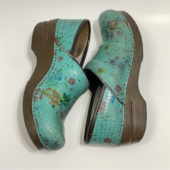 Dansko Teal Turquoise Floral Nurses Clogs 39 Dental Office Clinic Snakeskin - Picture 6 of 7